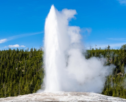 Old Faithful, Yellowstone National Park, Wyoming, United States