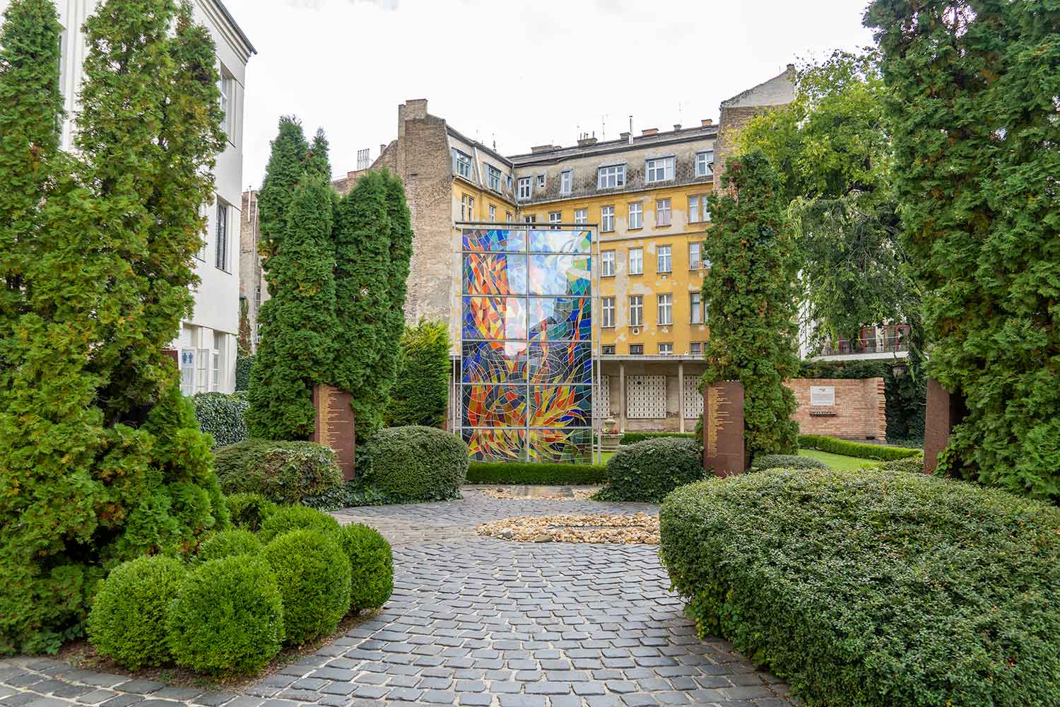 Courtyard, Dohány Street Synagogue, Budapest, Hungary