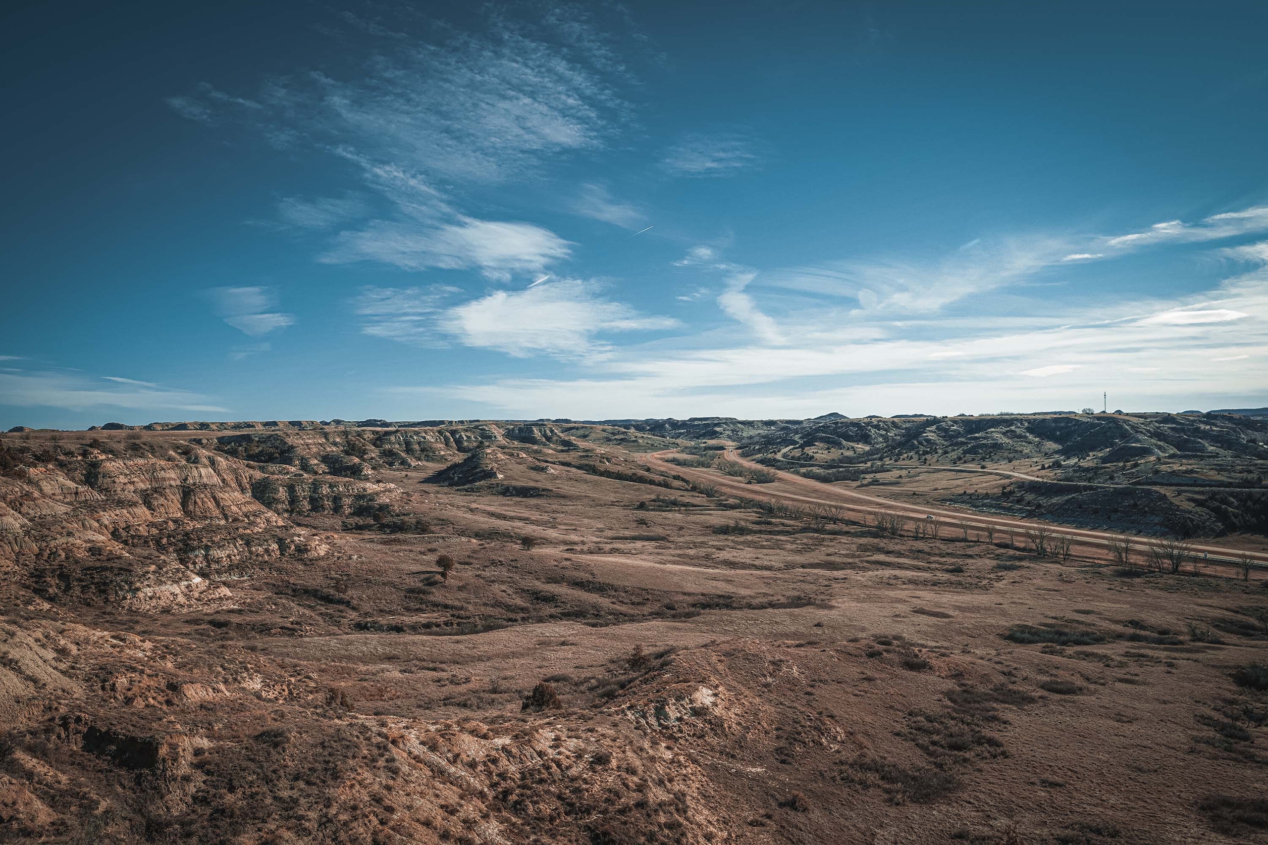 Skyline Vista, Theodore Roosevelt National Park, North Dakota, United States 3000 x 2000