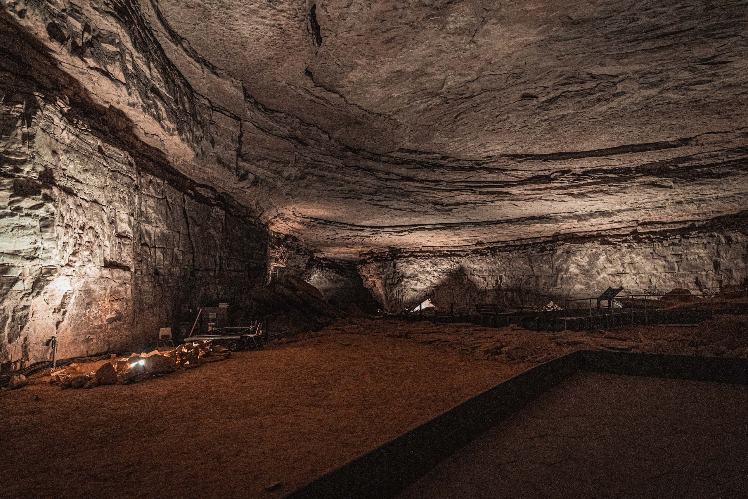 Cave Interior, Mammoth Cave National Park, Kentucky, United States 3000 x 2000