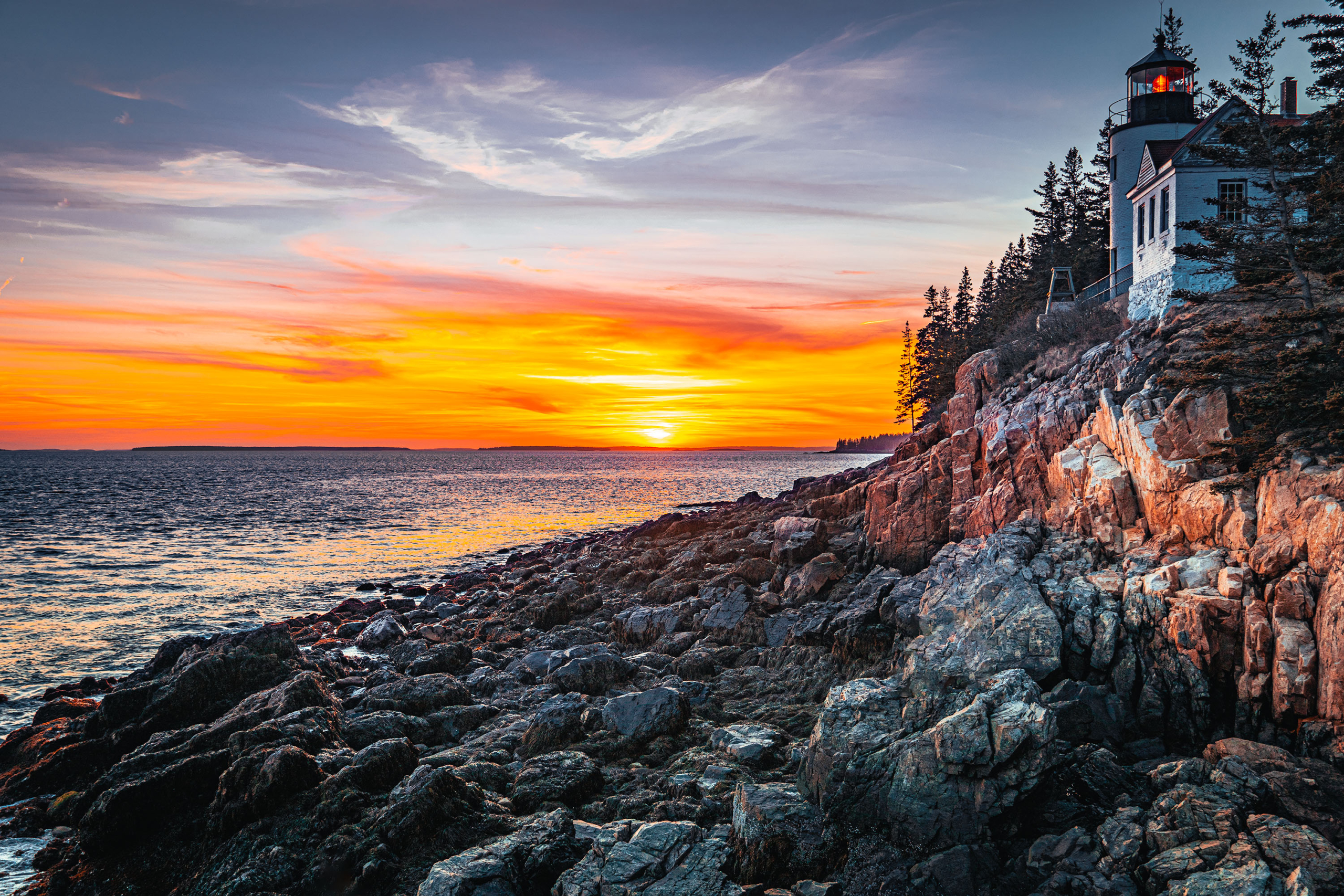 Bass Harbor Head Lighthouse, Acadia National Park, Maine, United States 3000 x 2000