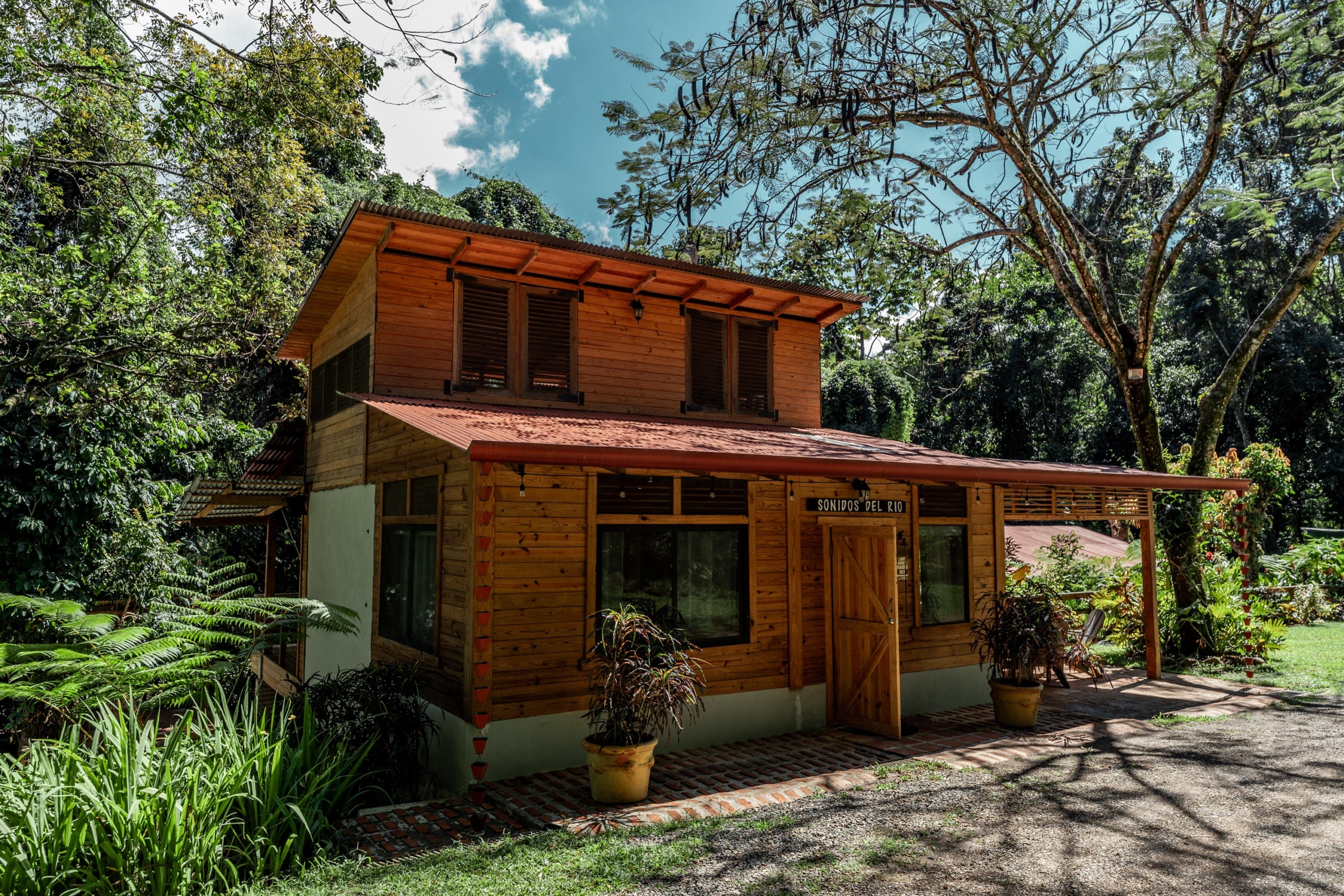 Hacienda del Río - Sonido del Río (1)